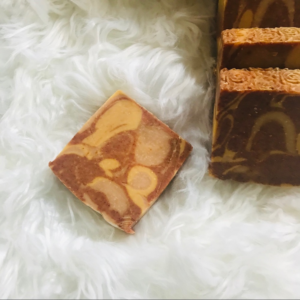 Carrot milk , Ginger & Turmeric honey  Bar oap